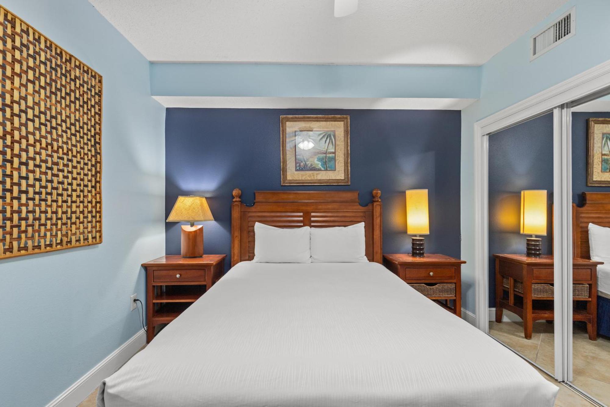 Official Majestic Beach Resort - Over 60 Units - All Ocean Front, Panama City Beach, Fl Room photo