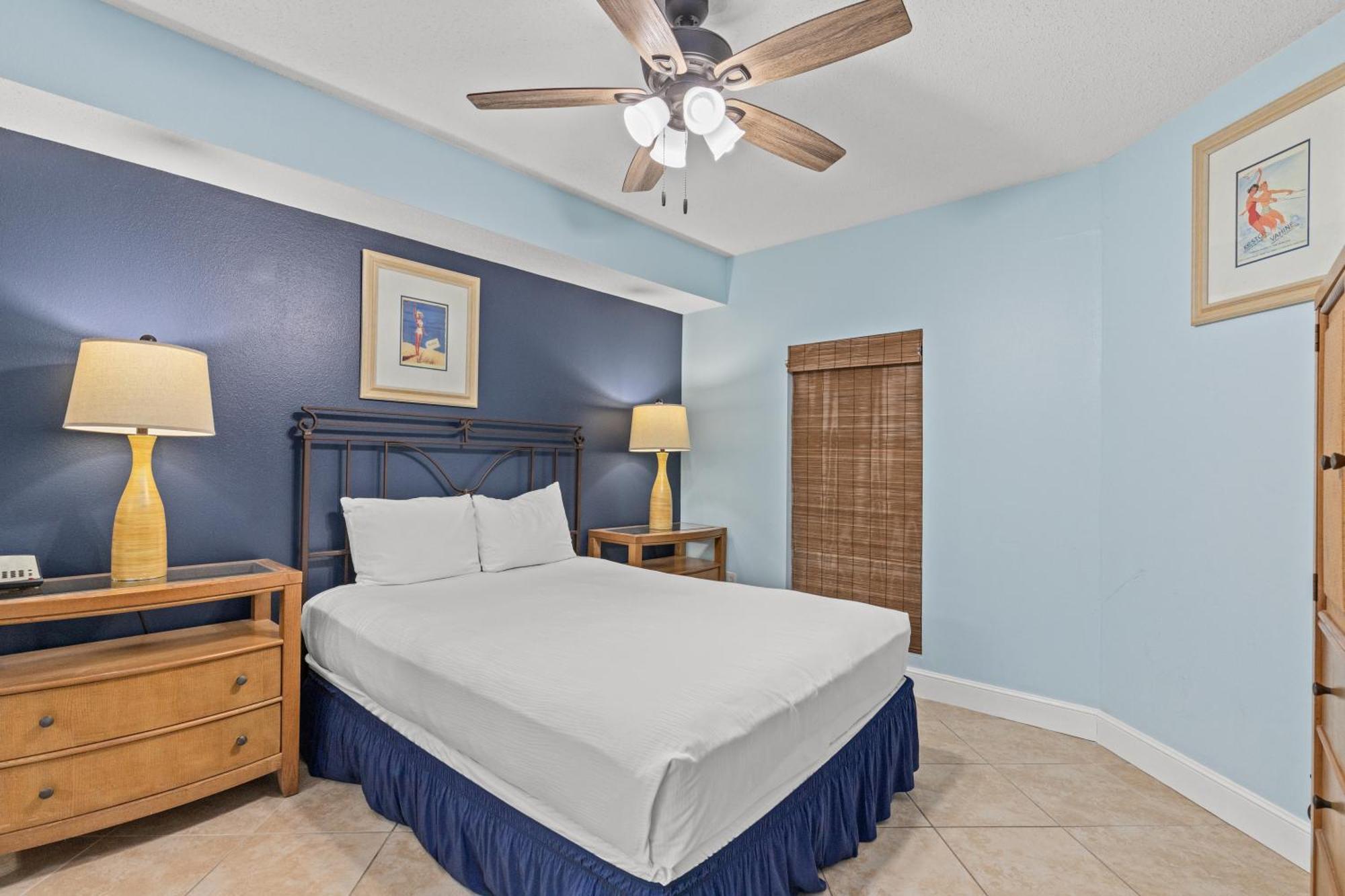 Official Majestic Beach Resort - Over 60 Units - All Ocean Front, Panama City Beach, Fl Room photo